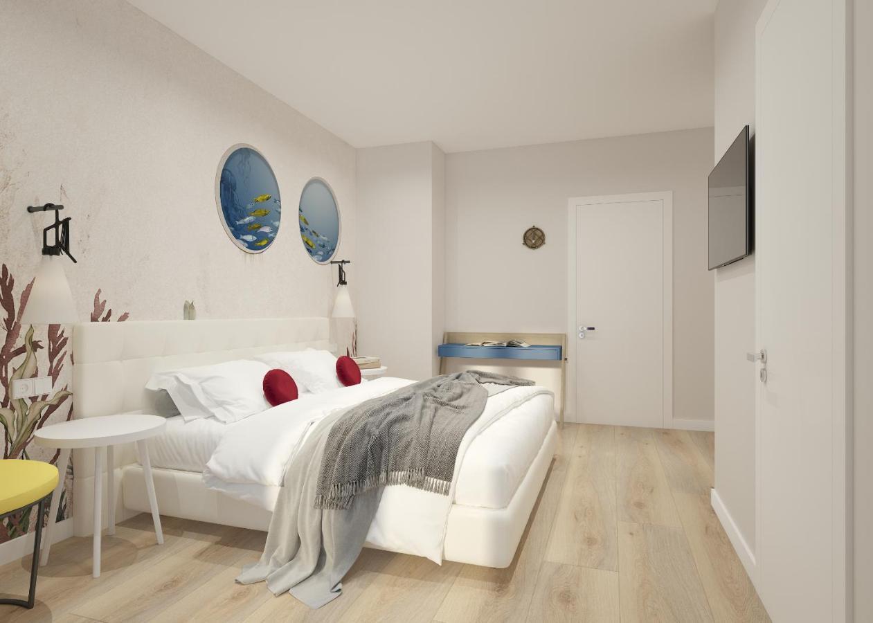 Double Room with Balcony,1362315605:JPEG